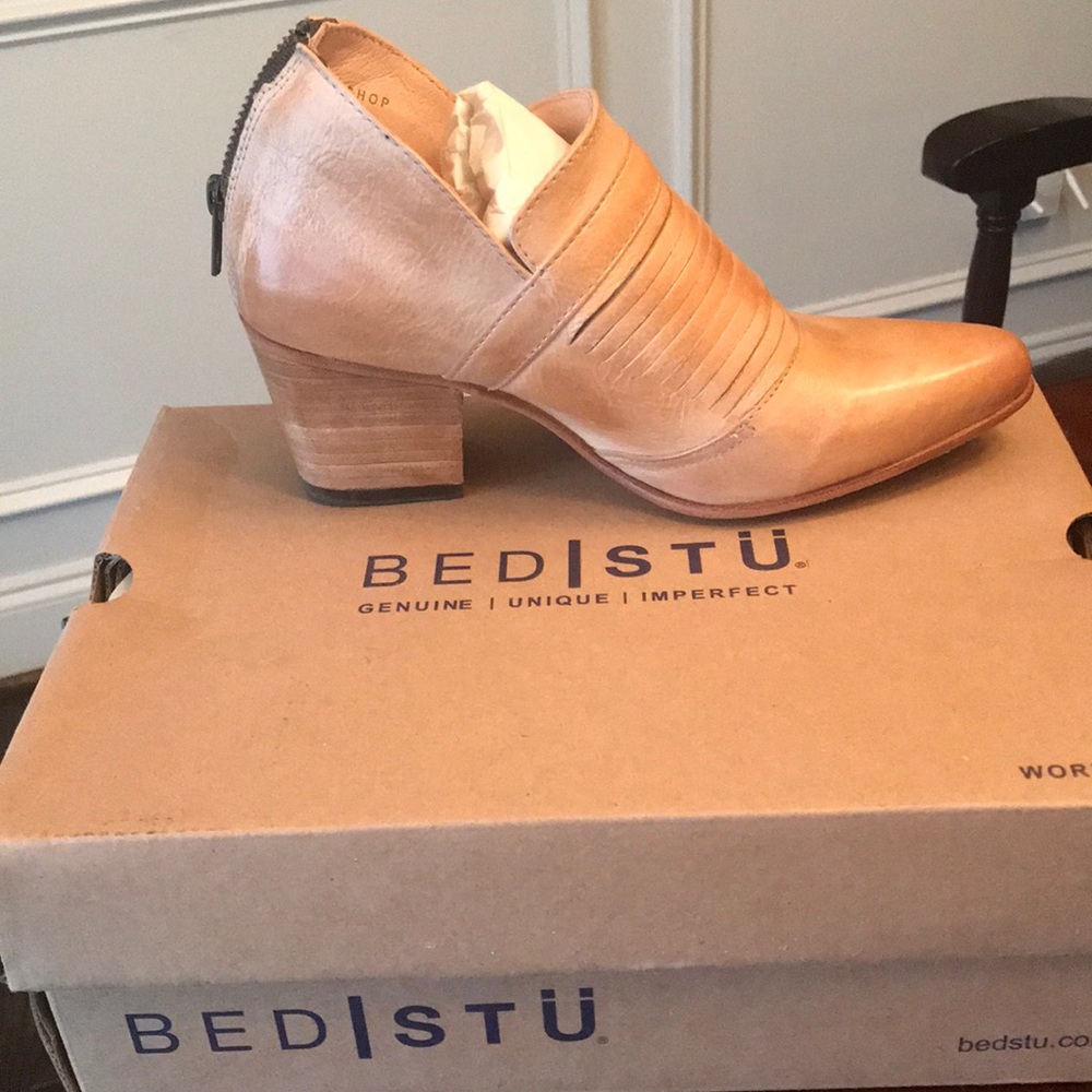 Shoes/Bootiie
